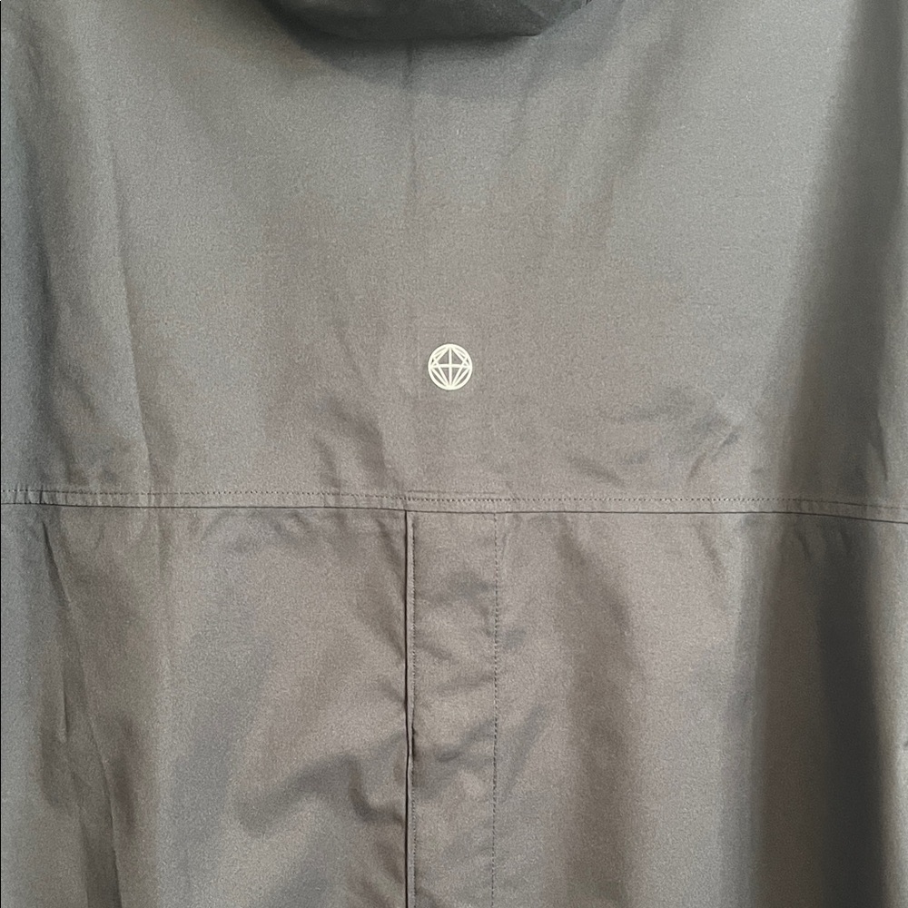 Mondetta Black Water Resistant Hooded Outdoor Rain Jacket with Hood, Size L - Picture 10 of 15